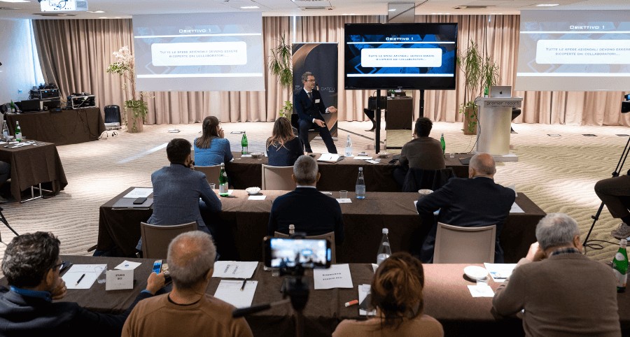 Capire la Differenza tra Campagna Pubblicitaria e Campagna di Comunicazione Porta al Successo del Tuo Studio